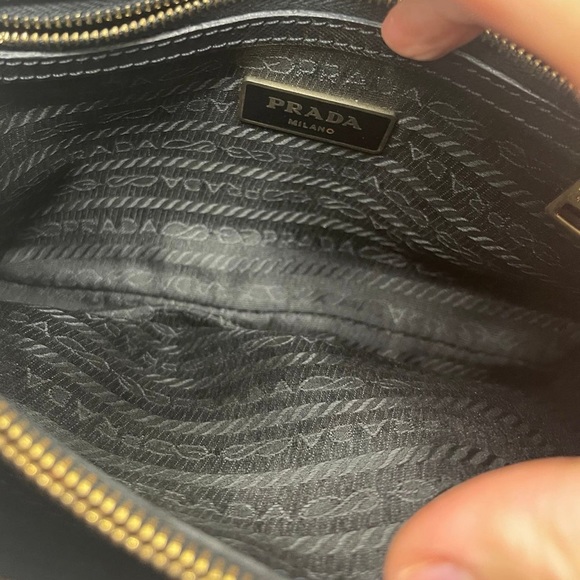 Prada Small Saffiano Bag - Picture 4 of 6